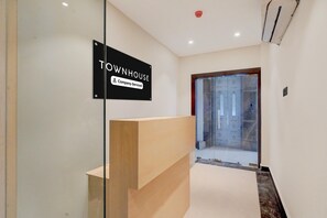 Interior - Townhouse Varanasi Railway Station (Varanasi)