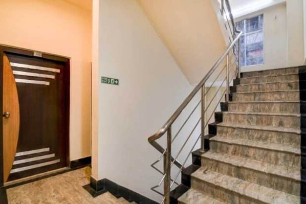 Nicht klassifiziertes Bild, 1 von 16, Schaltfläche