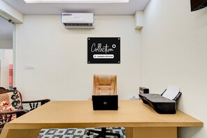 Lobby - Collection O Musheerabad Metro (Hyderabad)