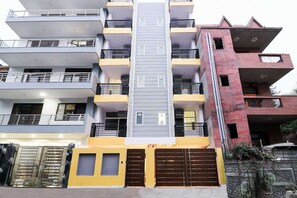 Luokittelematon kuva, 3 kautta 11, painike