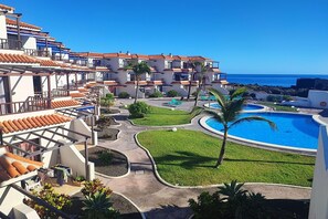 Pool - Cascajos Beachfront Apartment for 3 (Breña Baja)