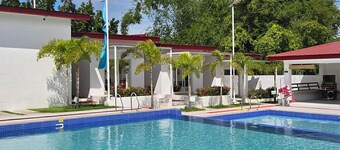 Kangaroo Hill Pavilion and Resort