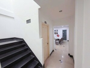 Exterior - Mini House 365 Holdings Ly Tu Trong (Thoi Binh)