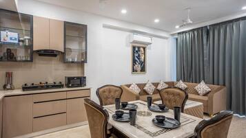 Apartment, Balcony, Garden View | Living area