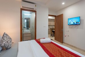 Quartos à prova de som, ferros/tábuas de passar roupa, Wi-Fi de cortesia