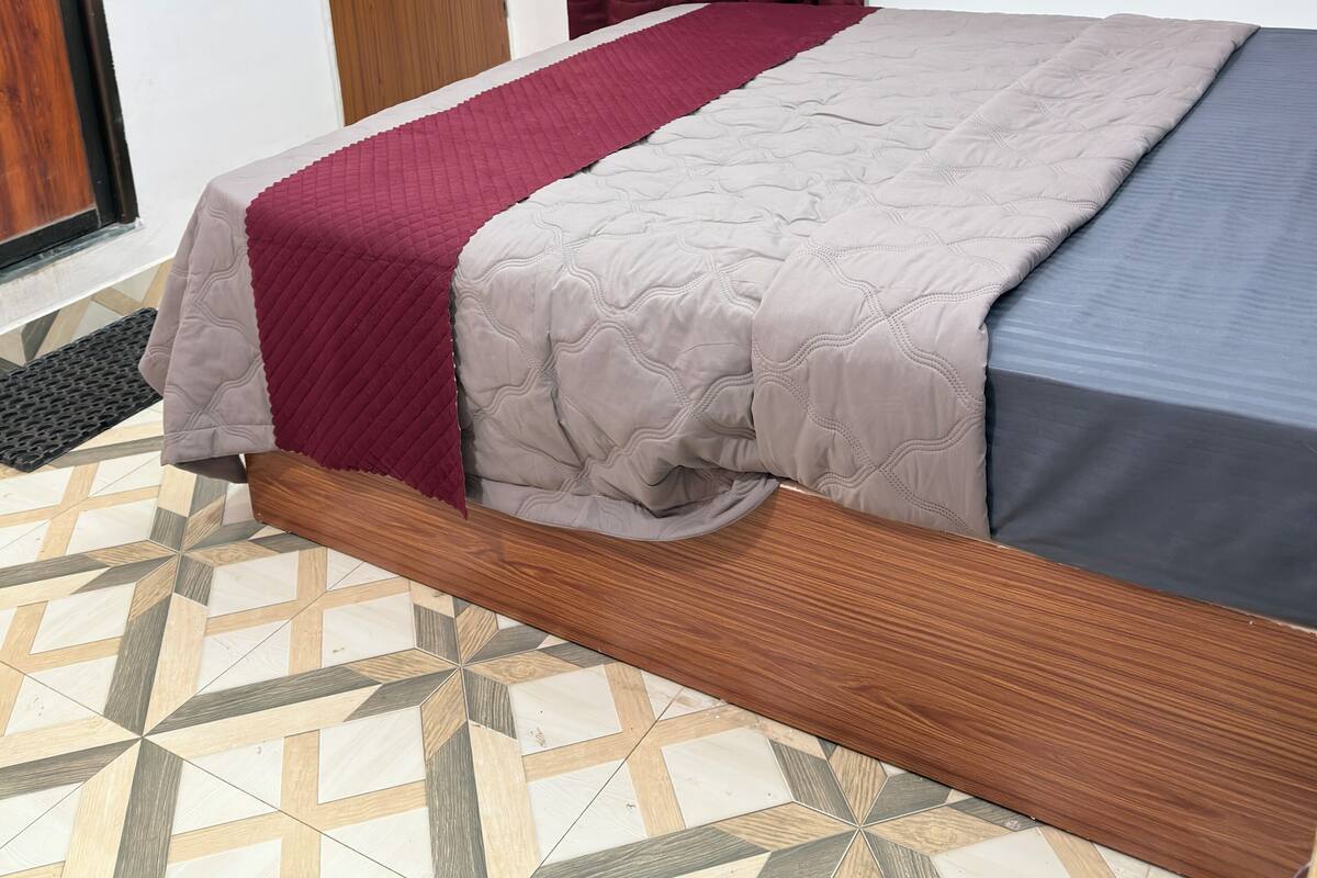 Deluxe dubbelrum - utsikt mot staden | Gratis wi-fi