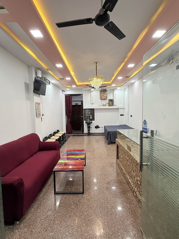 Interior - The Vow Cartel Ananta (Varanasi)