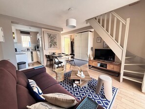 صورة غير مصنفة، 2 من 13، زرّ