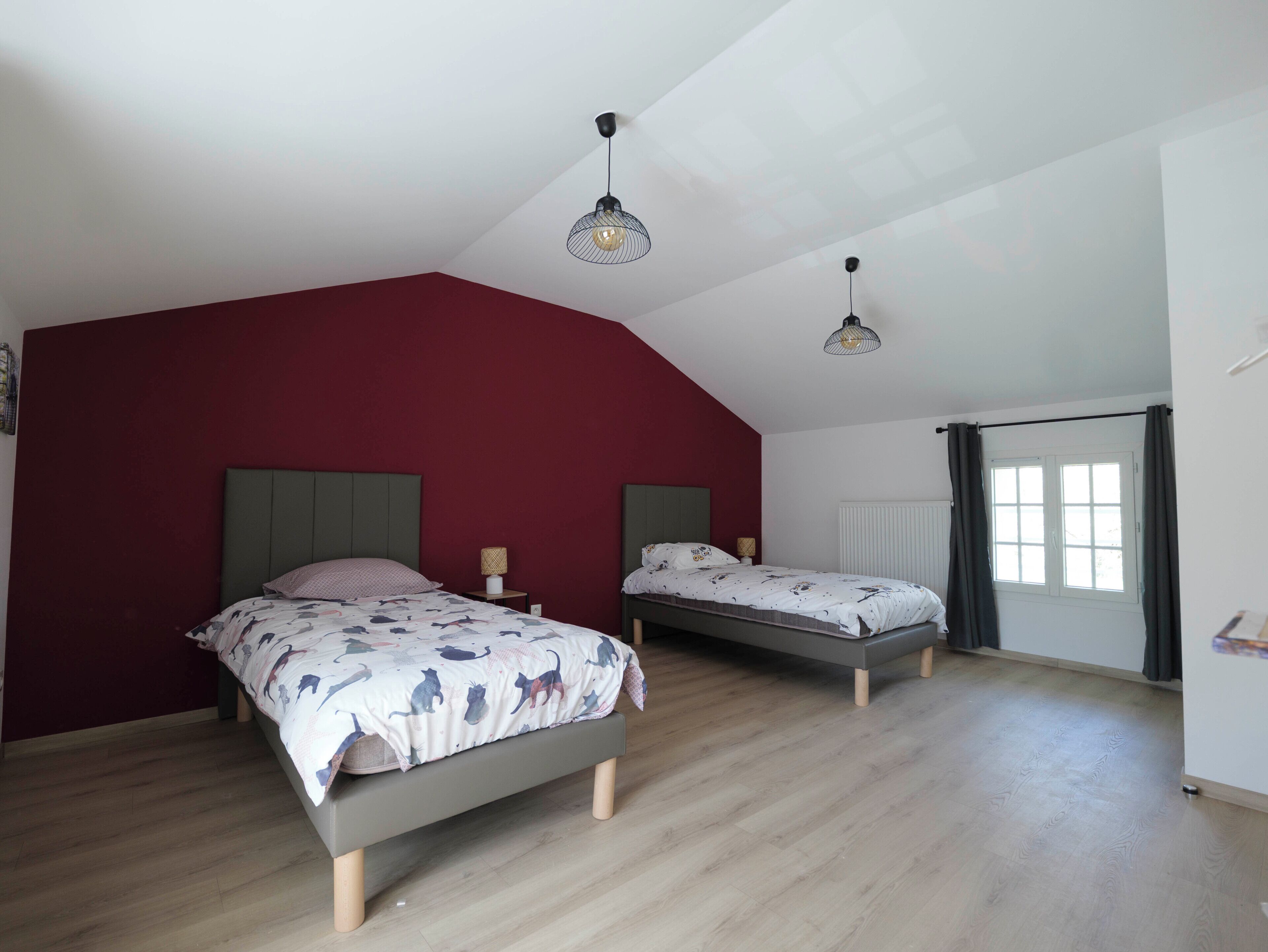 3 chambres, fer et planche à repasser, Wi-Fi, literie fournie
