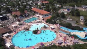 Pool - On the shores of Lake Biscarosse 4/6 person mobile home in a 4* campsite (Gastes)