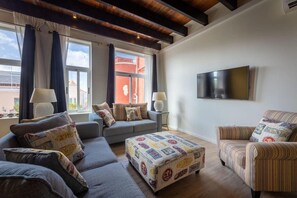 Living room - Modern Townhouse With Historic Charm (Willemstad)