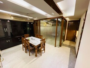 Dining - Fortune Home Service Apartment 4Bhk D163 (New Delhi)