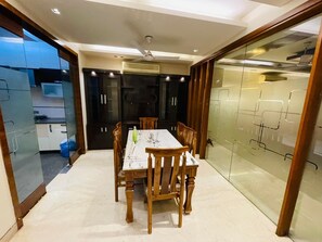 Uklassifisert bilde, 2 av 22, knapp