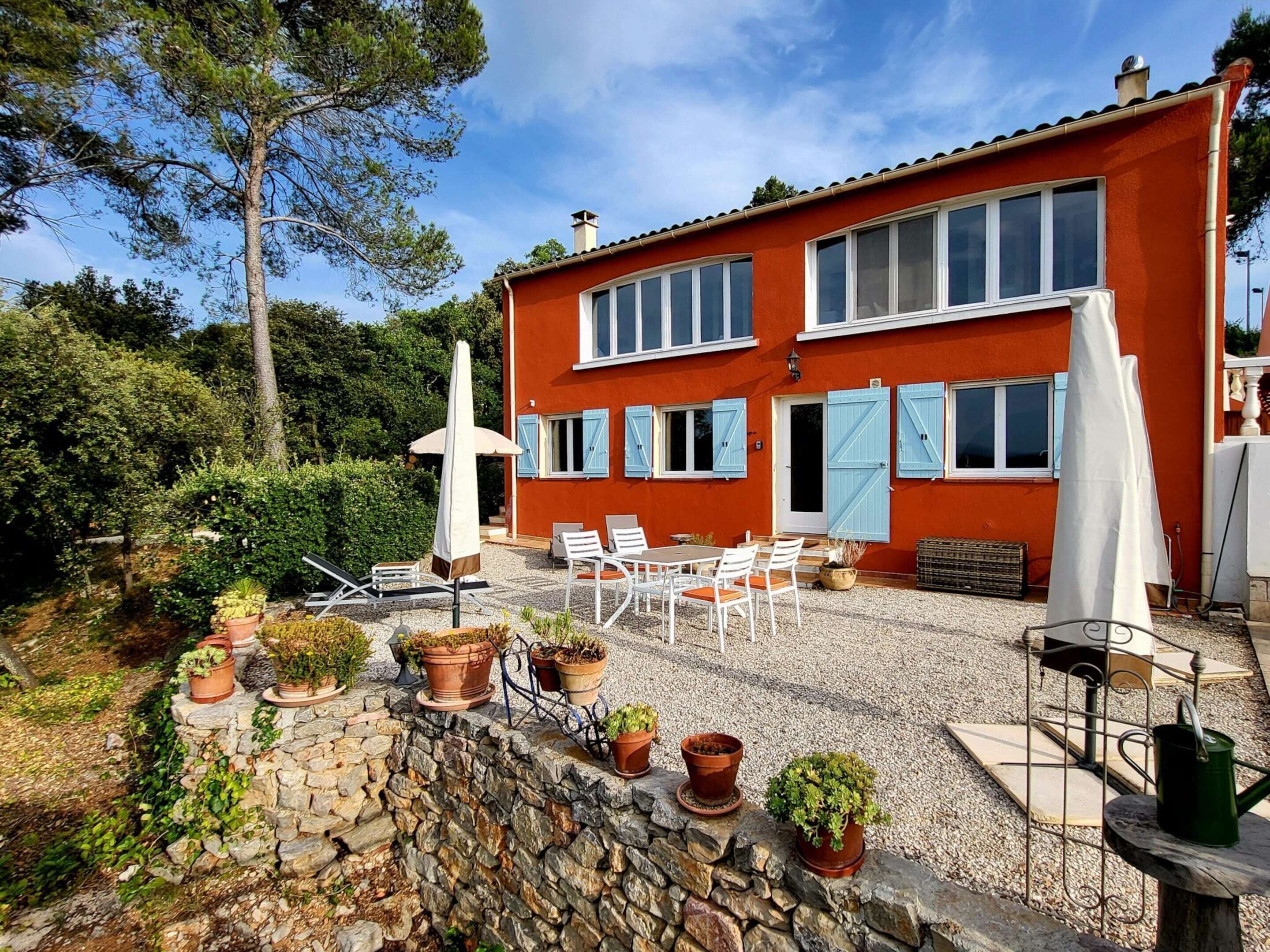 Vila | Tempat makan outdoor