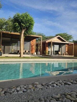 Unclassified image, 4 of 21, button - Aerys Village (Somone)