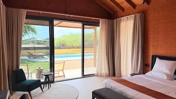 Chambre Quadruple Supérieure, vue baie | Bureau, Wi-Fi gratuit