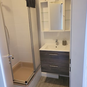 Haartrockner, Toilettenpapier