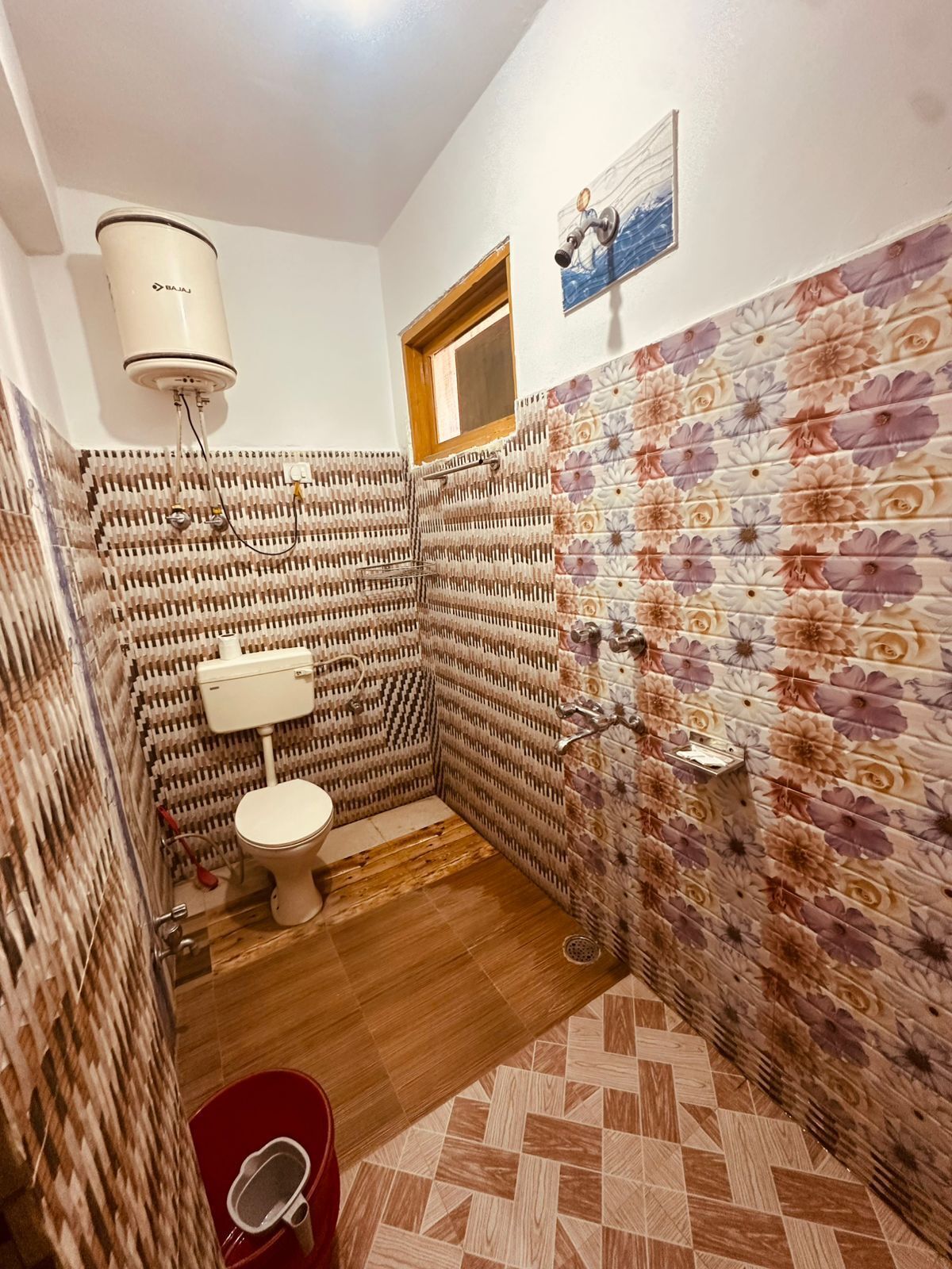 淋浴设施、毛巾、肥皂、洗发水