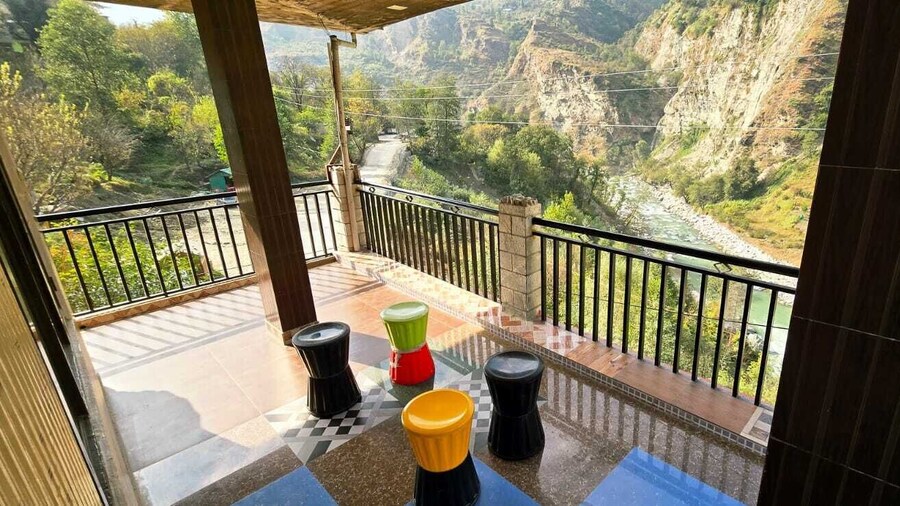 The Aston hills kasol