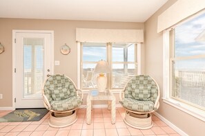 Interior - Serenity Hearts - Awesome 2BR Oceanfront Home at Serenity Point! (Topsail Beach)