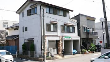 施設の正面