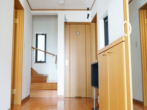 Dormitorio condiviso Economy, per sole donne, non fumatori | Interni