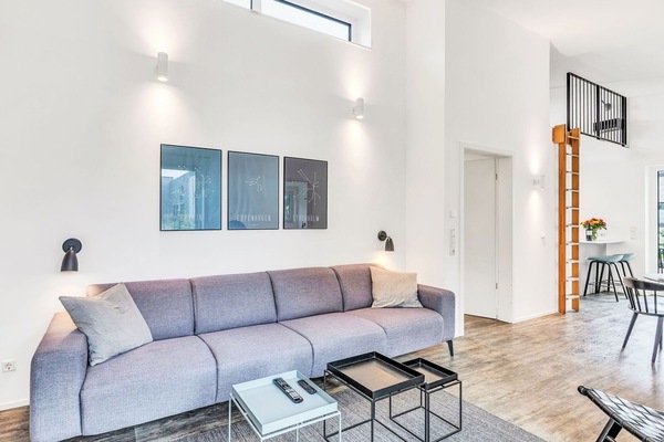 Meubles, Design Intérieur, Canapé, Sol, Mur, Sol, Salon, Bois, Plafond, Pièce