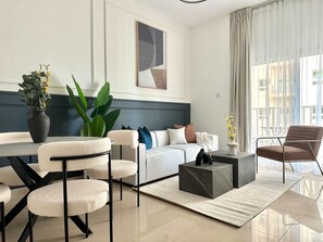 House, Accessible - Silkhaus Premium 1bdr in Dubai Production City (Dubai)