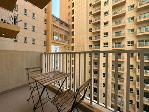 House, Accessible - Silkhaus Premium 1bdr in Dubai Production City (Dubai)
