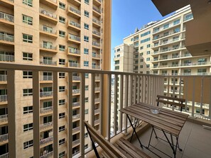 House, Accessible - Silkhaus Premium 1bdr in Dubai Production City (Dubai)