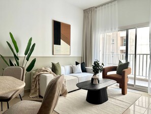 House, Accessible - Silkhaus Signature 1BR Apartment Centrium Tower (Dubai)