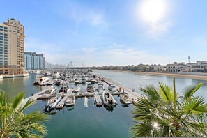 House, Accessible - Silkhaus Seaside Studio at Palm Views in This Summer Deal (Dubai)