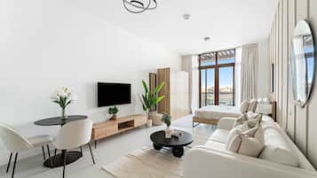 Studio, Accessible | Internet