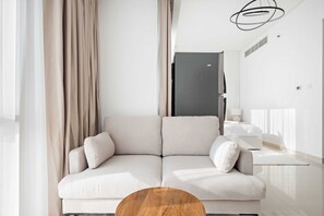 House, Accessible - Silkhaus Luxury Studio Nova Tower High Floor (Dubai)