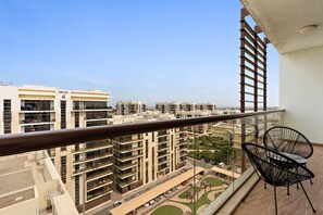 1 bedroom, Internet - Silkhaus 1BR Orchid in Al Rayyana Balcony (Abu Dhabi)