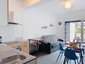 Interior - Studio Côté Sud 5 by Interhome (Porto Vecchio)