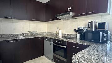 Apartment, Accessible | 2 bedrooms, Internet