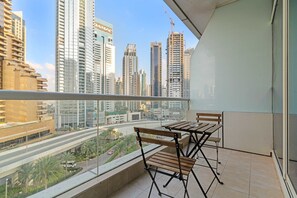 House, Accessible - Silkhaus Studio Stay in Dubai Marina - Botanica (Dubai)