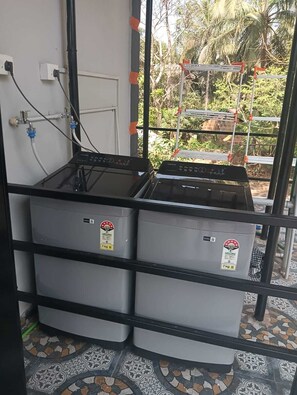 Unclassified image, 5 of 14, button - Peaceful and relaxing 2 bedroom apartment  just 15 minutes to the sun set beach. (Betalbatim)