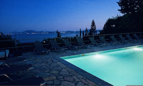 Hotel Barbati - Sea & Mountain View Escape