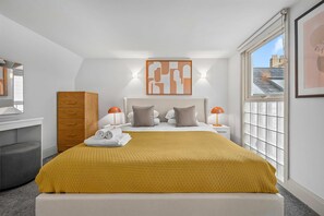 House - Premium 1-bed Apartment in Soho Near Carnaby St (London)