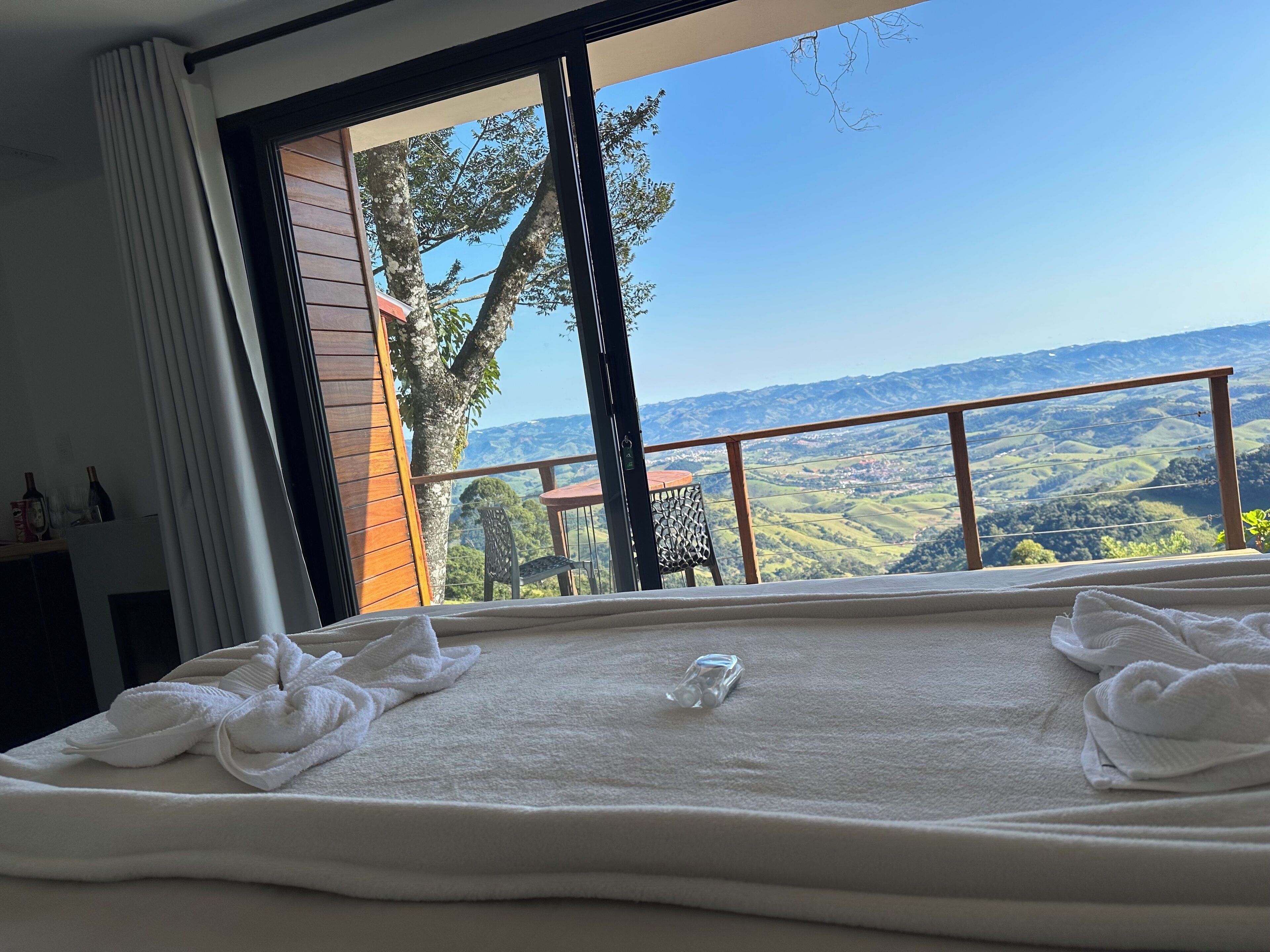 Luxury Room | Free WiFi