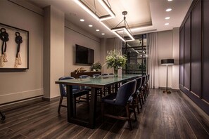 Meeting facility