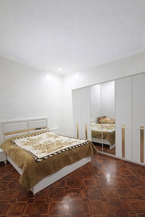 2 habitaciones, wifi gratis y ropa de cama 