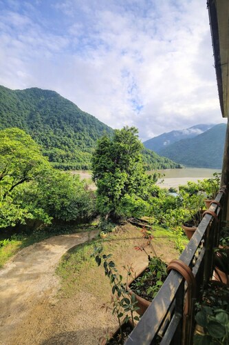Guesthouse Noestan