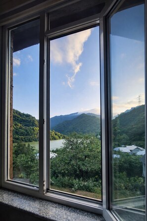 Nicht klassifiziertes Bild, 4 von 16, Schaltfläche