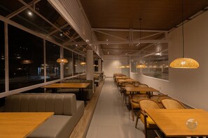 Dining - COUNTRYSIDE RESORT MURTI (Mal)