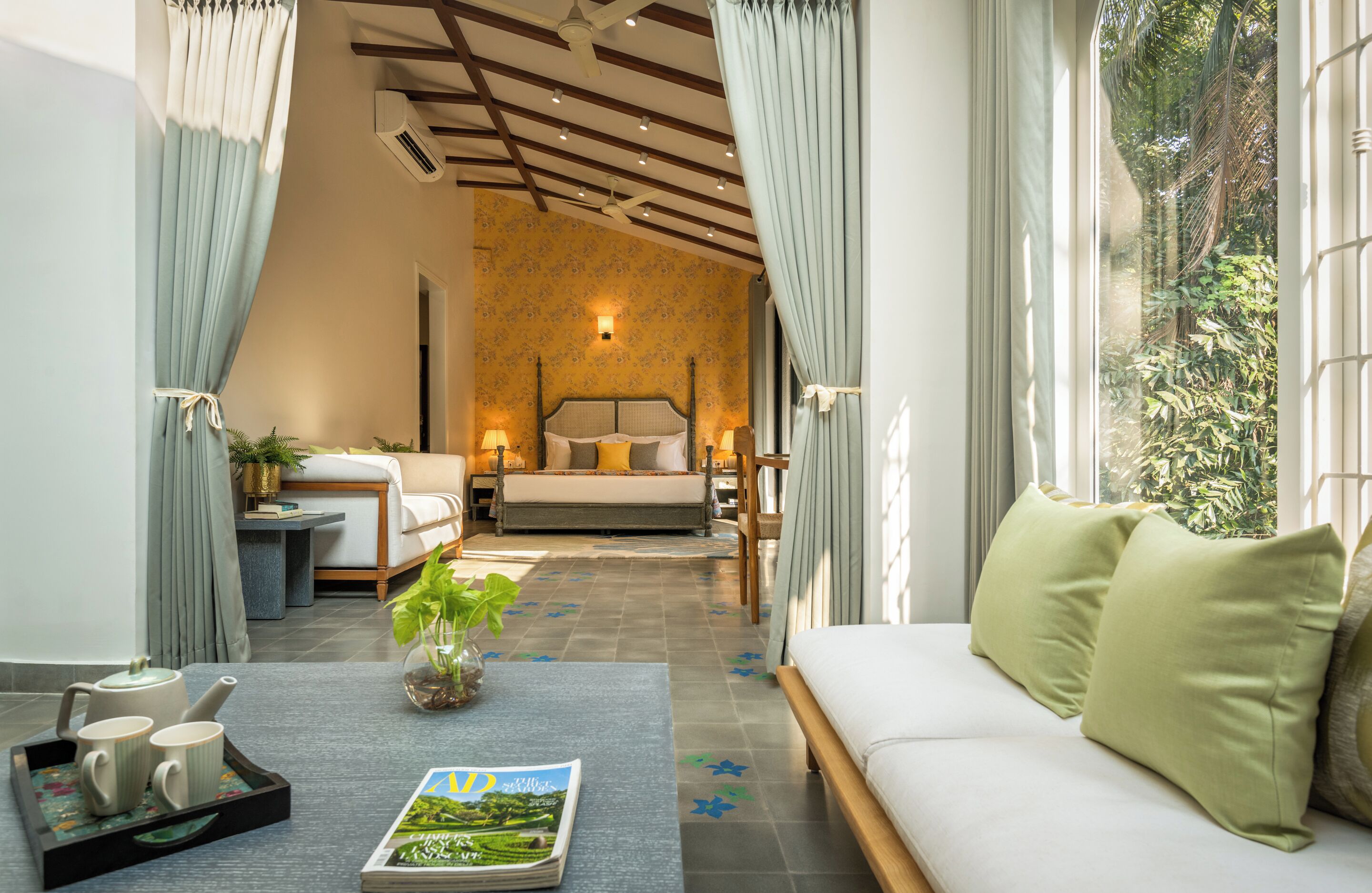 Villa, balcon, vue jardin