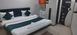 Deluxe Double Room, City View - Mountain View Resort Sasaram (Sasaram)