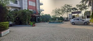 Exterior - Mountain View Resort Sasaram (Sasaram)